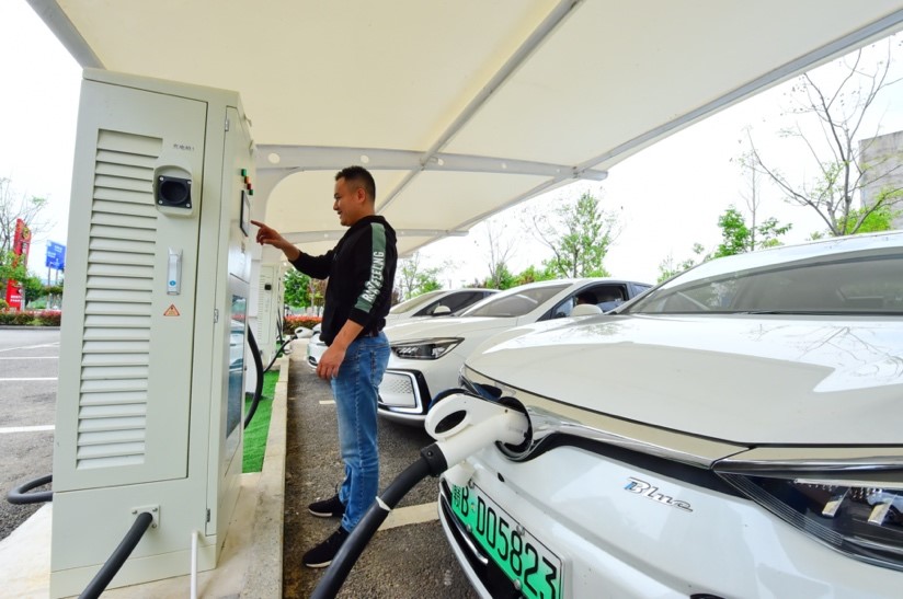 New infrastructure makes production and life smarter