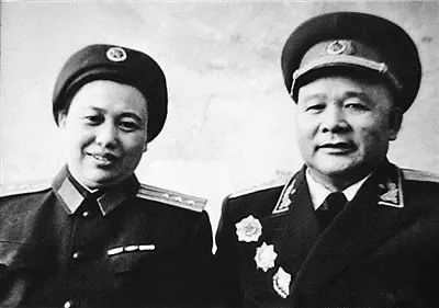 1935年10月 周少兰在陕北永坪镇 嫁给了她精心护理多日的