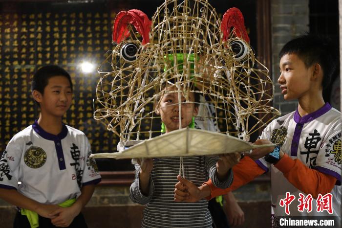 点击进入下一页